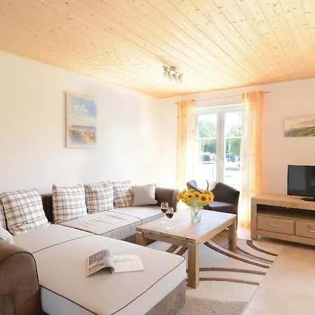 Vakantiehuis 3 Altefähr